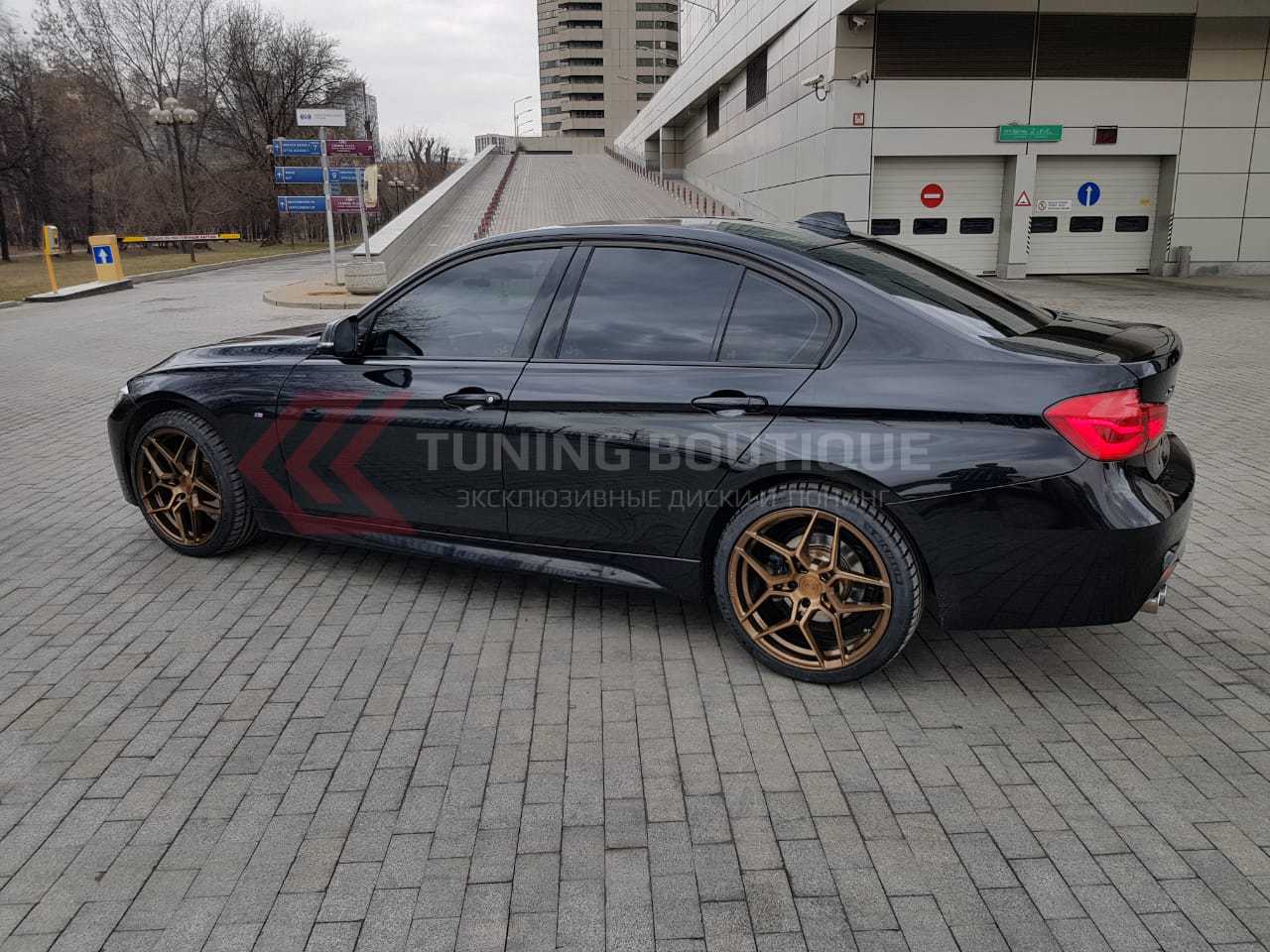 BMW 3 Series на 19" дисках Rohana RFX11 Brushed Bronze фото 1